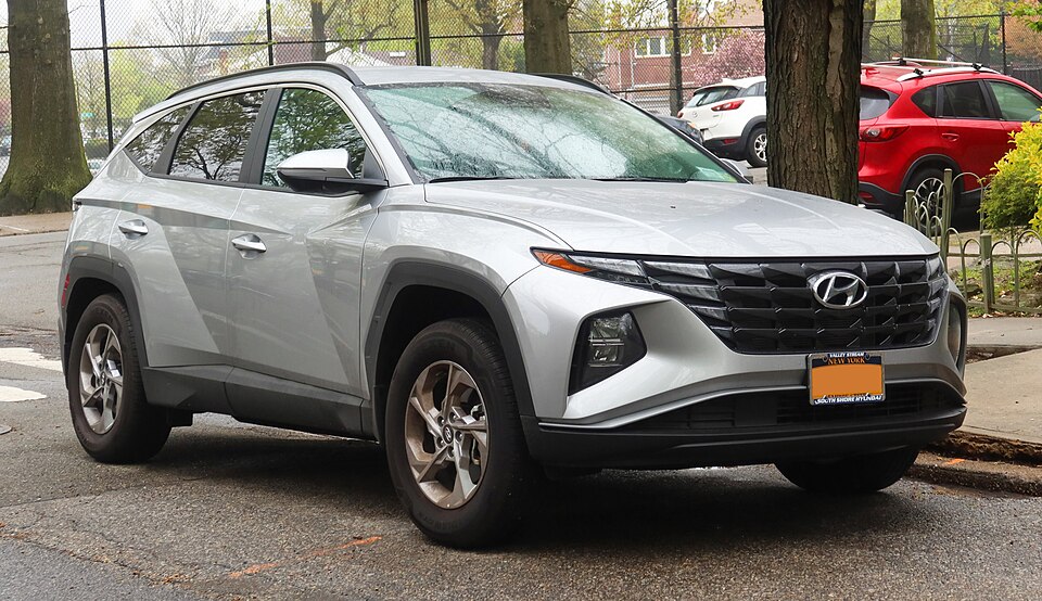 Hyundai Tucson, вид спереди